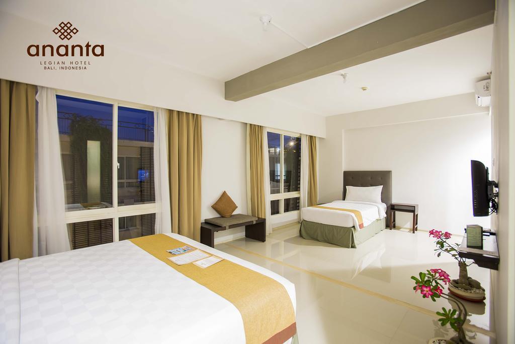 Ananta Legian Hotel Exterior photo