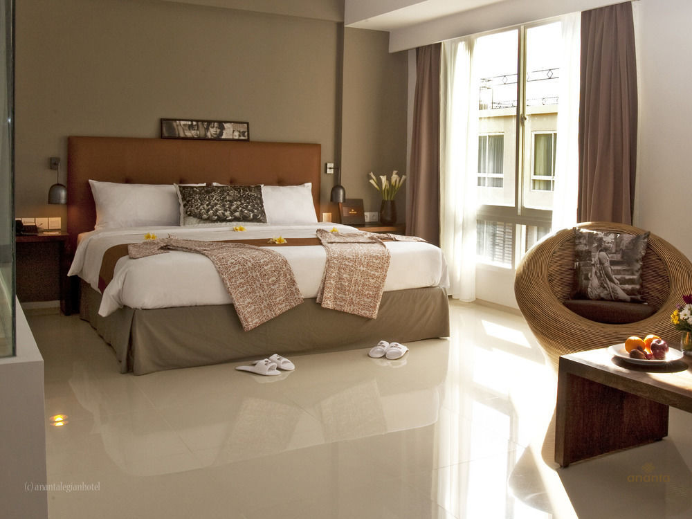 Ananta Legian Hotel Exterior photo