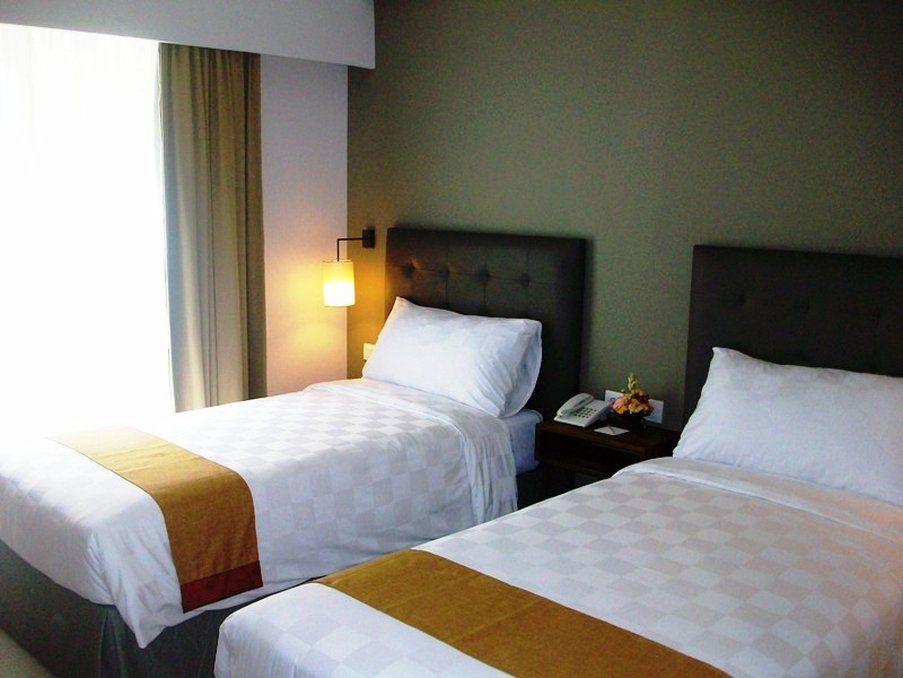 Ananta Legian Hotel Exterior photo